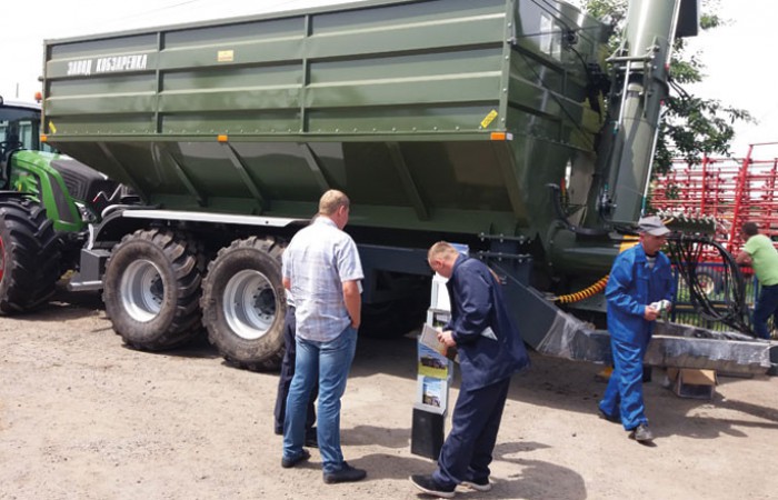 1497857969_den-polya-bychach2